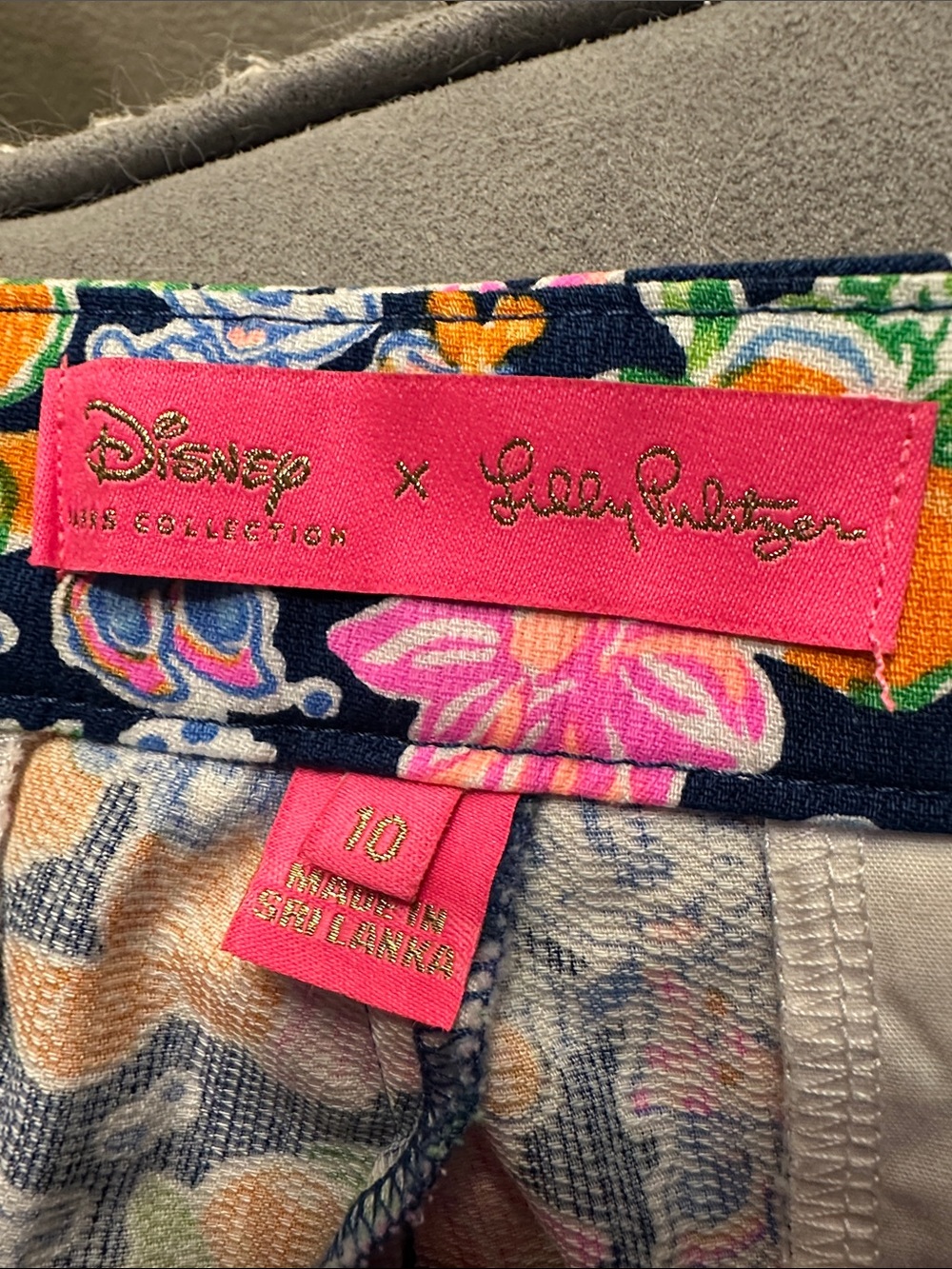 Lilly Pulitzer X Disney
Shorts - Picture 2 of 4